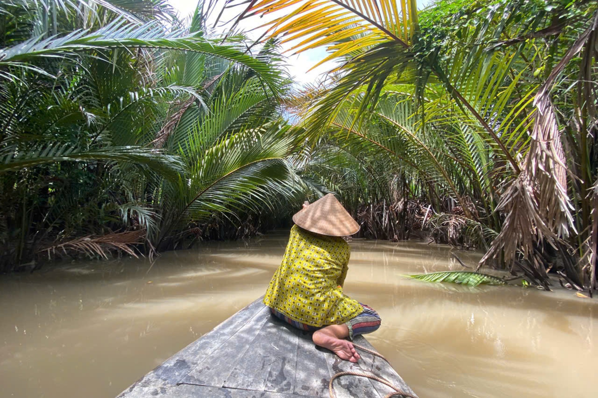 Sailing into Ben Tre’s coconut waterways